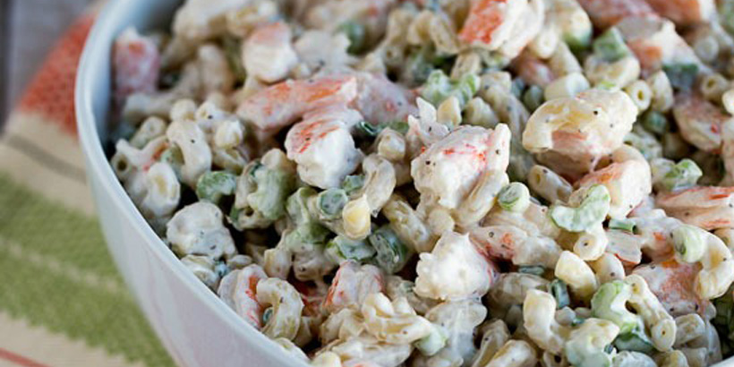 Salada de Camarão com Macarrão